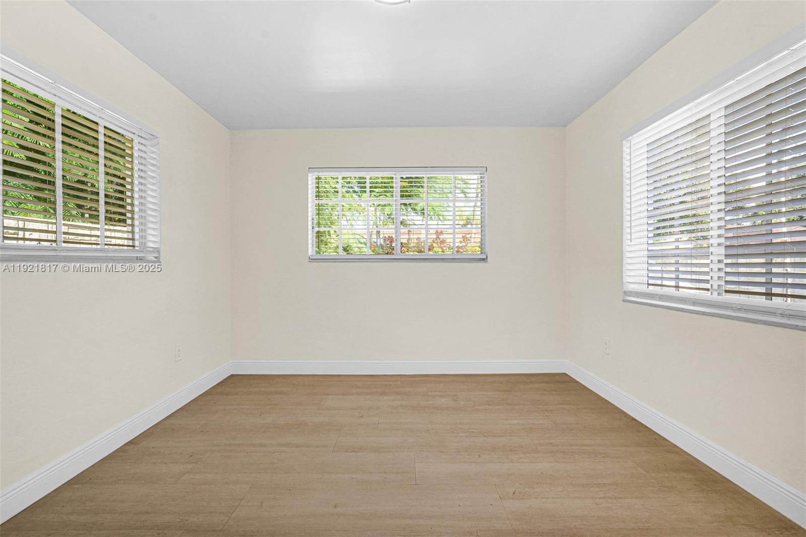 CORAL WAY HEIGHTS - Residential