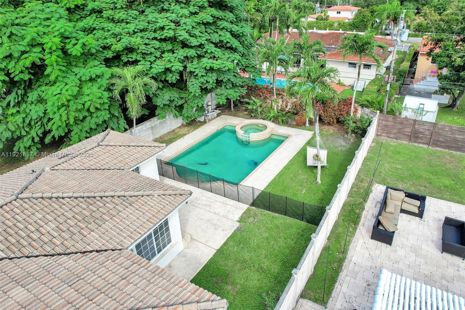 CORAL WAY HEIGHTS - Residential