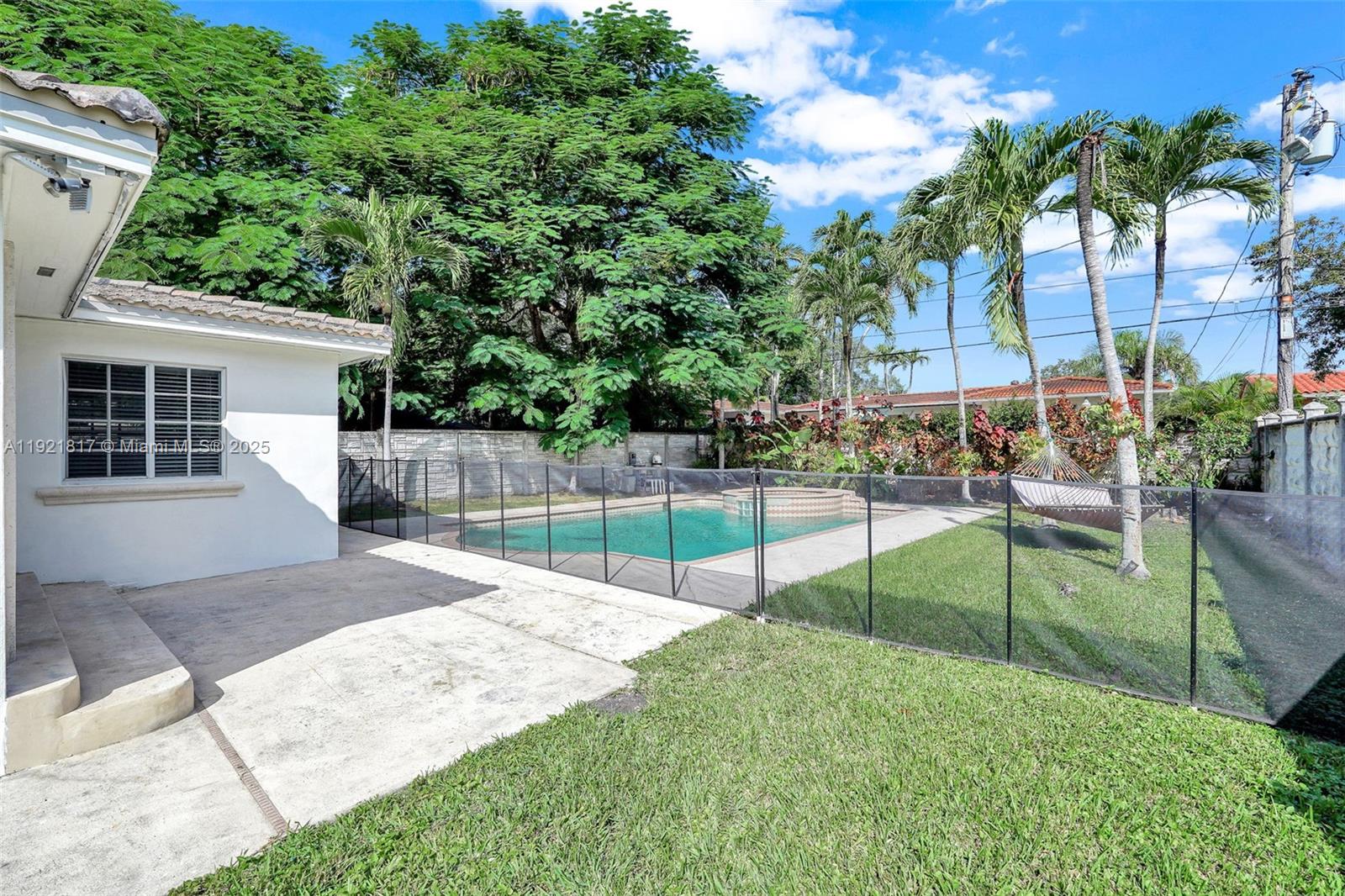 CORAL WAY HEIGHTS - Residential