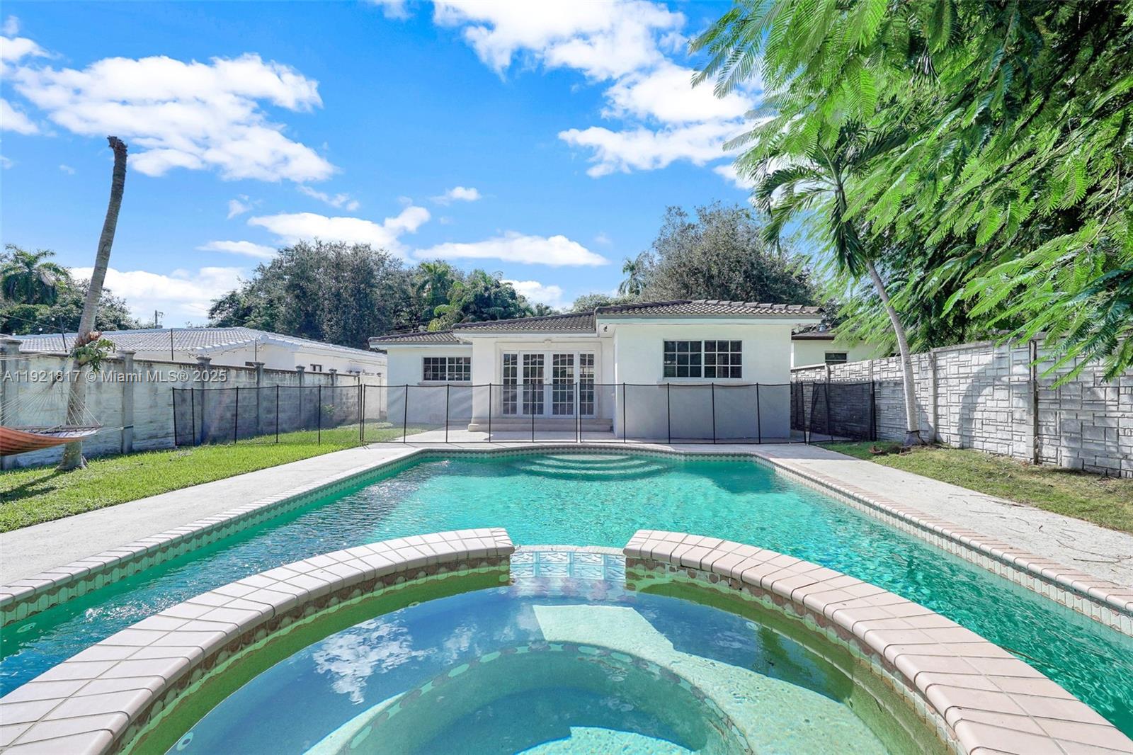 CORAL WAY HEIGHTS - Residential