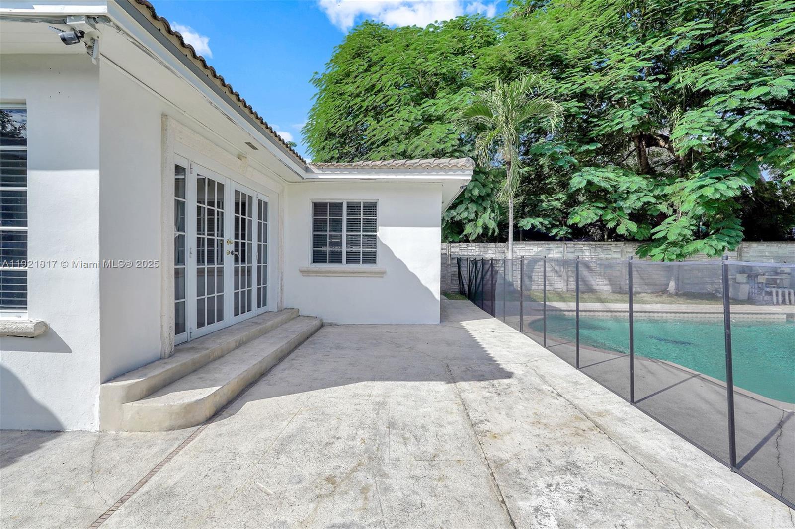 CORAL WAY HEIGHTS - Residential