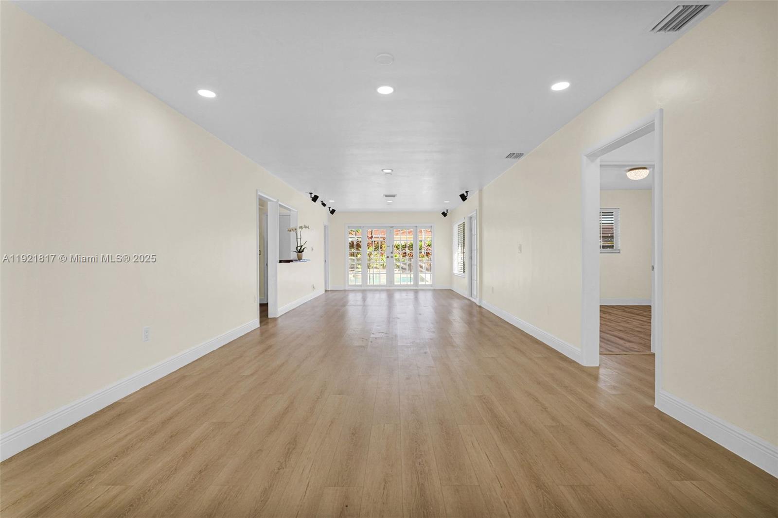 CORAL WAY HEIGHTS - Residential