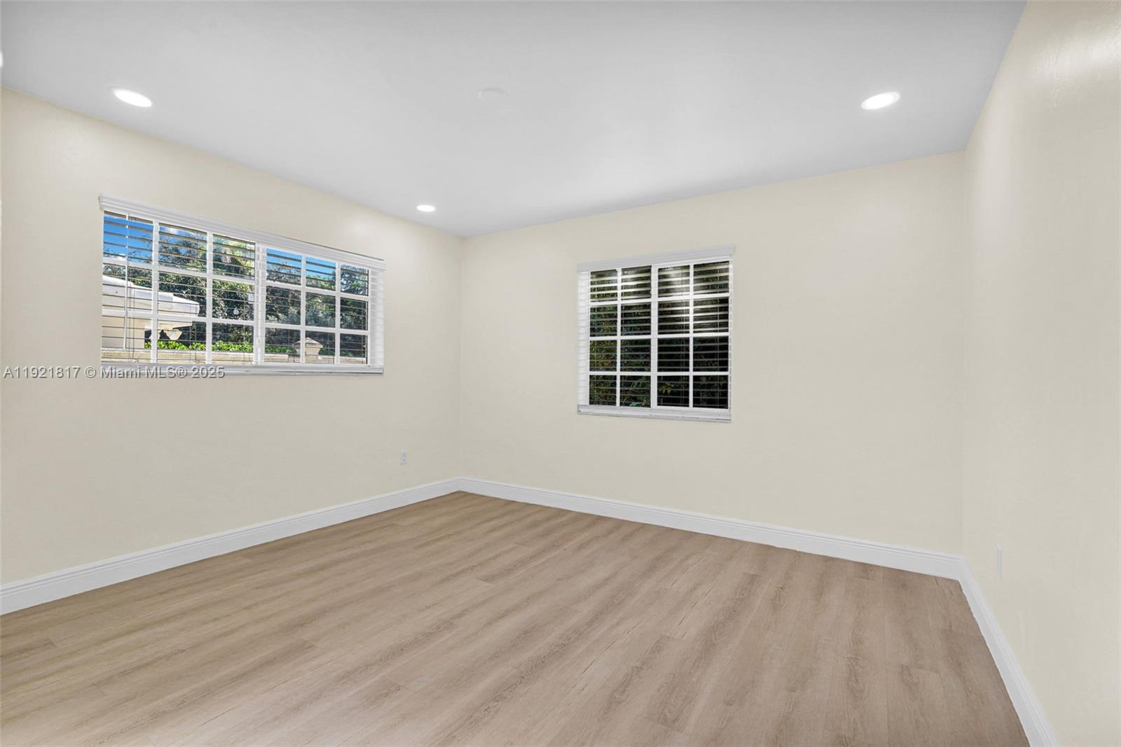 CORAL WAY HEIGHTS - Residential