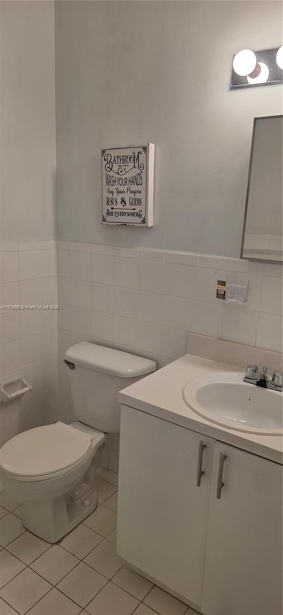 104 SW 9th St 206