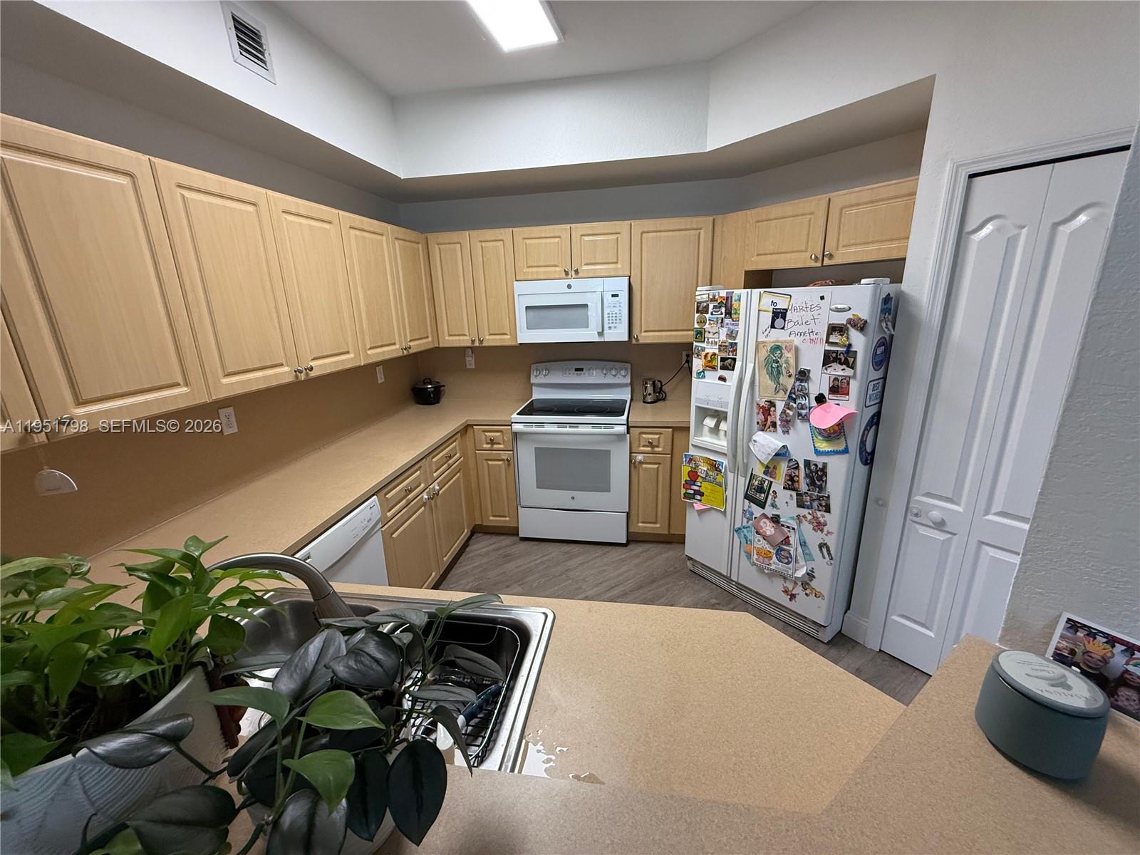 8826 W Flagler St 112