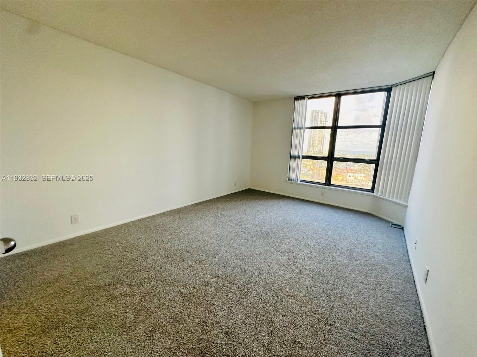 MYSTIC POINTE CONDO NO TH - Residential Lease