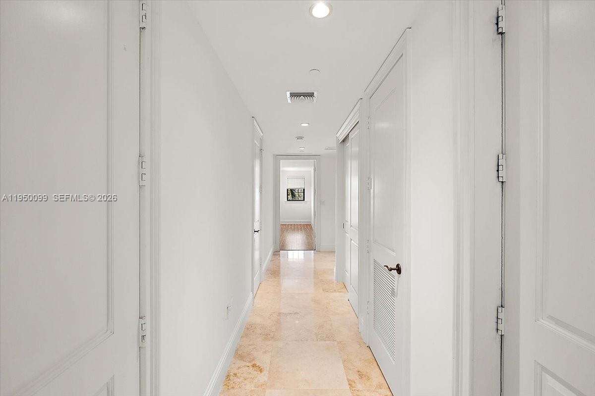 CLOISTERS ON THE BAY COND - Residential