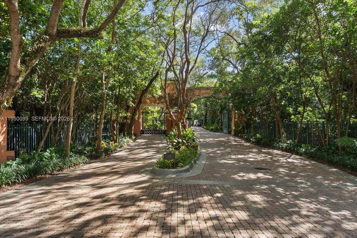 CLOISTERS ON THE BAY COND - Residential