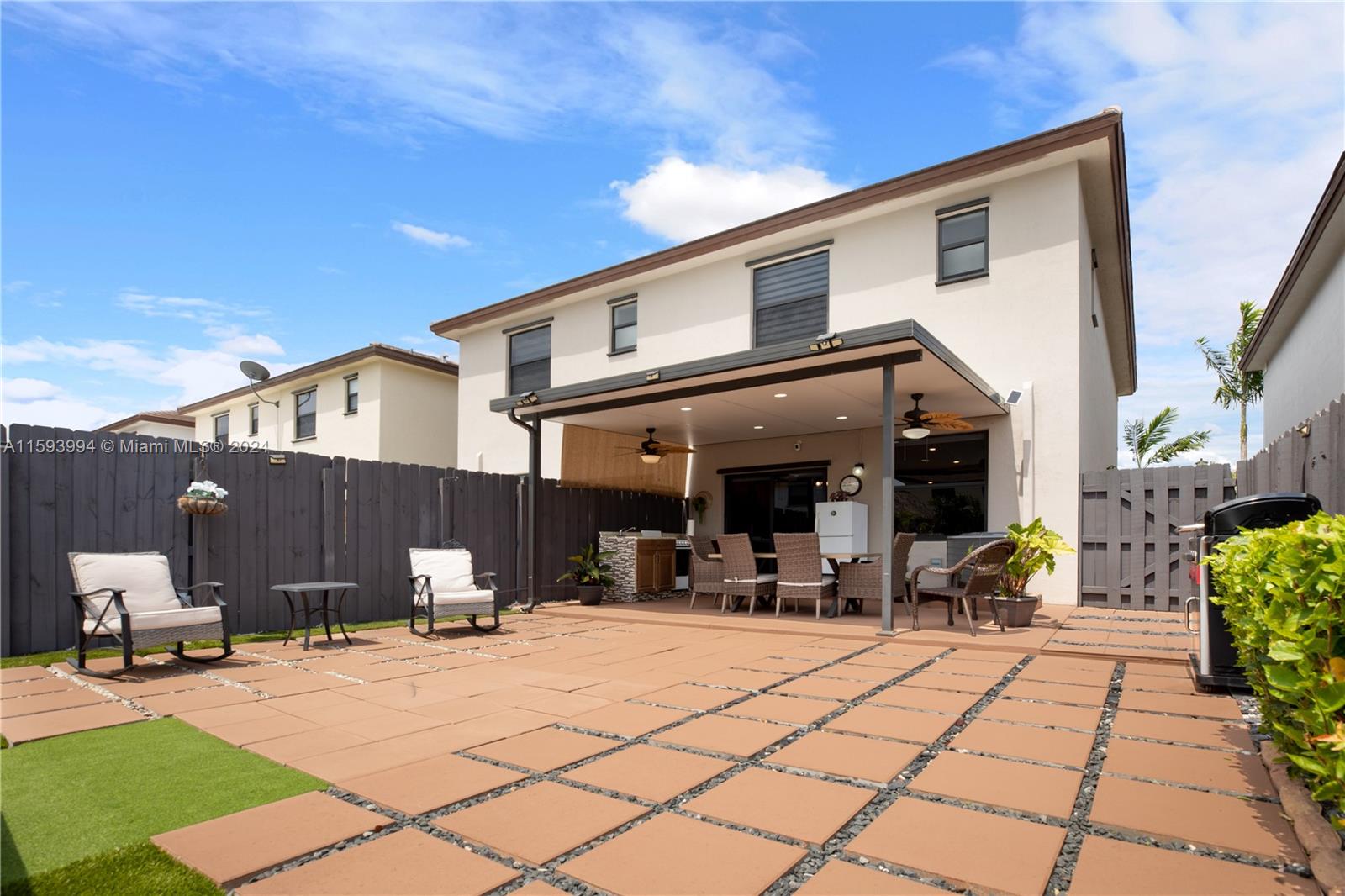 S ALLAPATTAH GARDENS - Residential