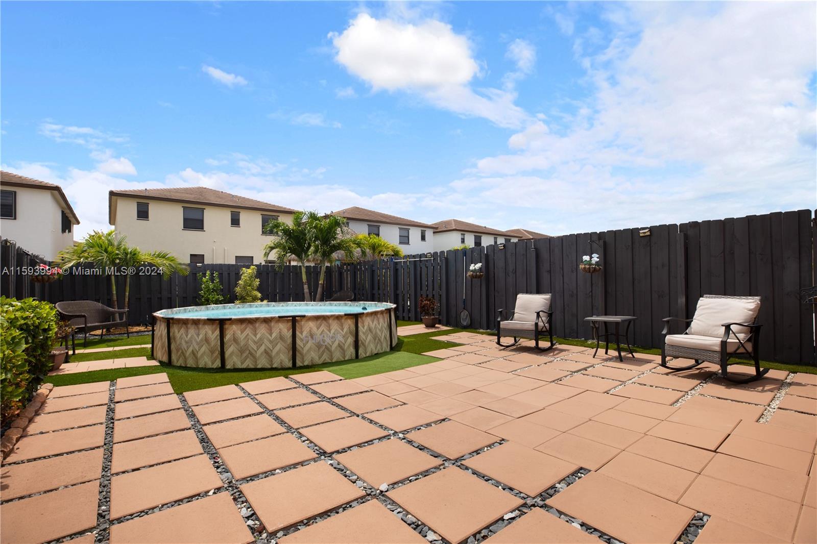 S ALLAPATTAH GARDENS - Residential