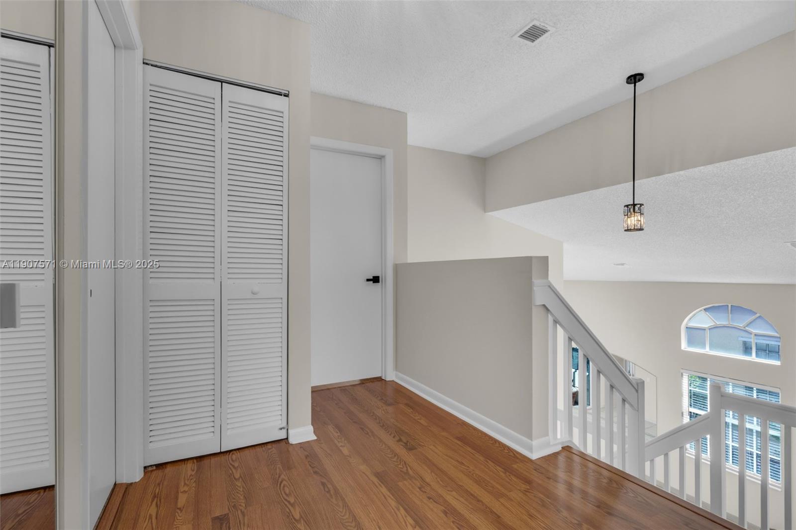 TOWNGATE - Residential