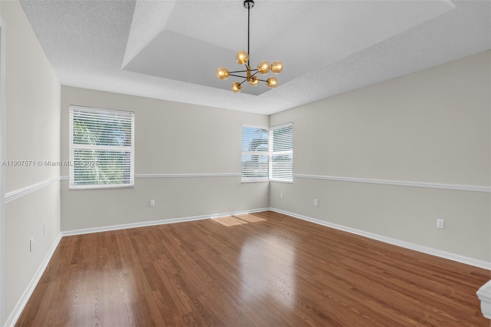 TOWNGATE - Residential