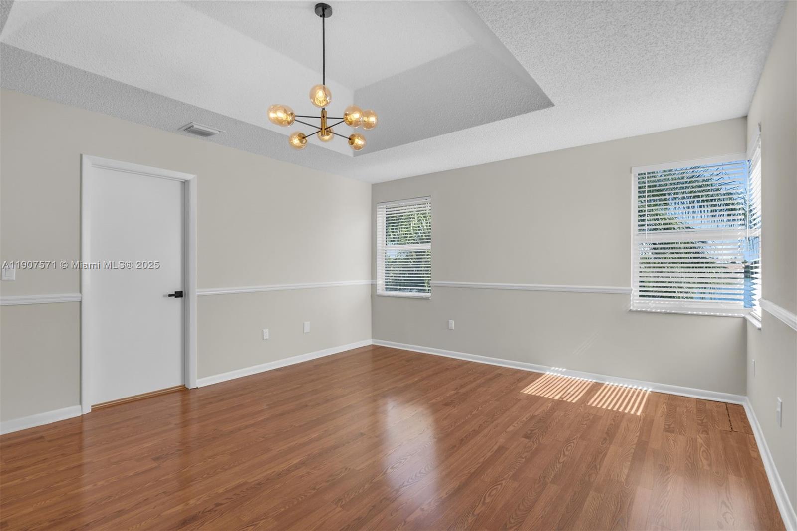 TOWNGATE - Residential