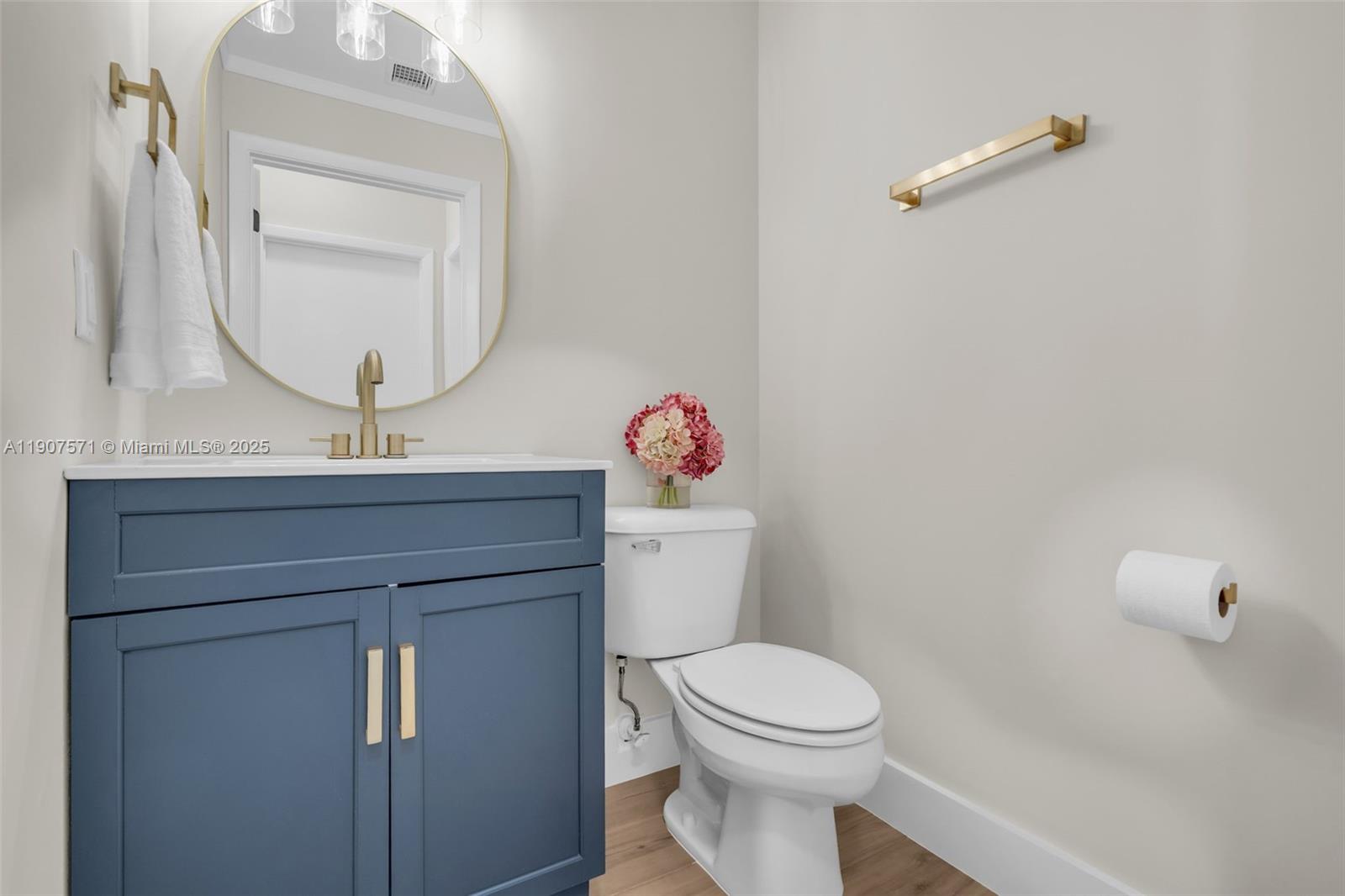 TOWNGATE - Residential