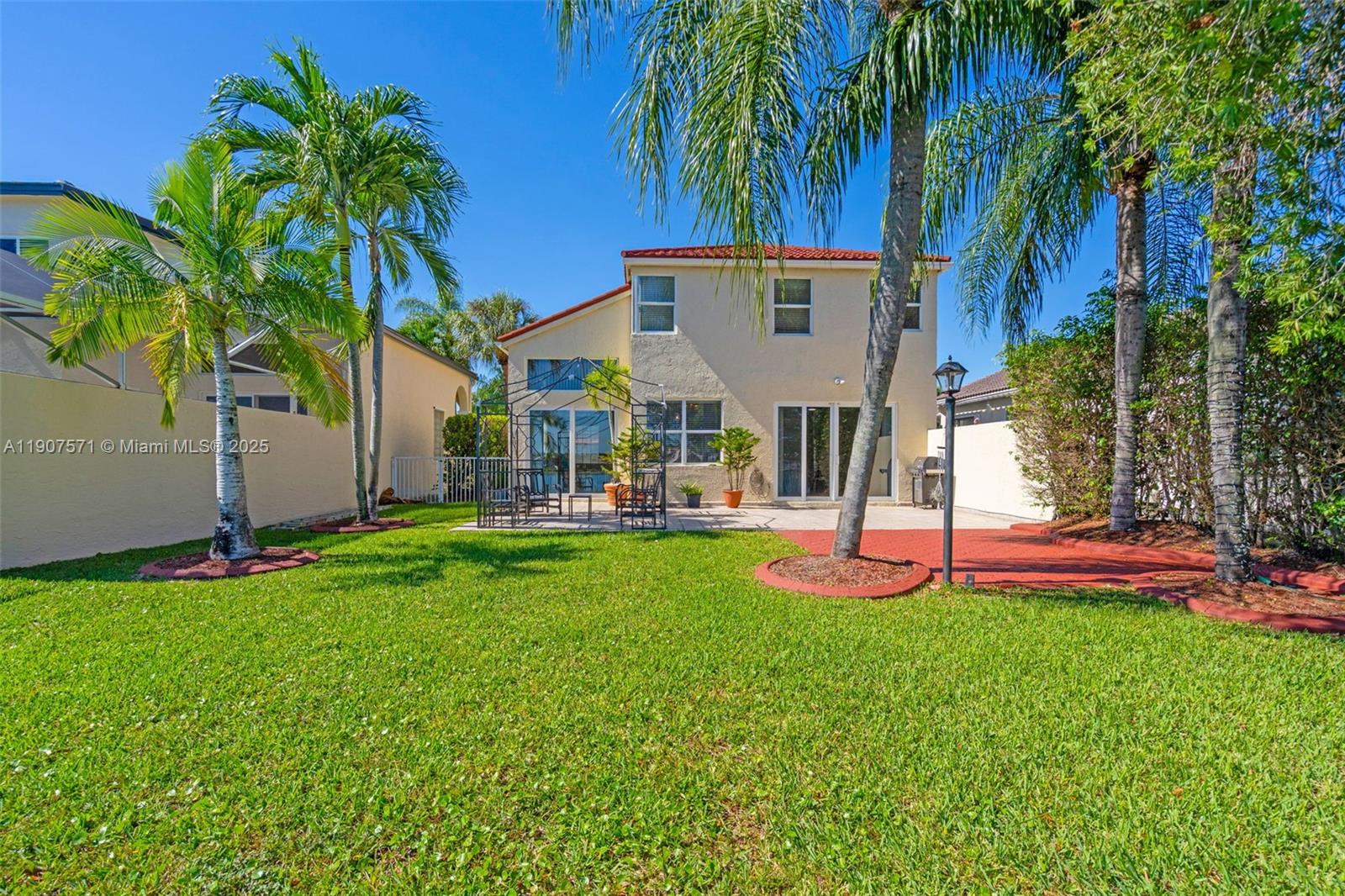 TOWNGATE - Residential