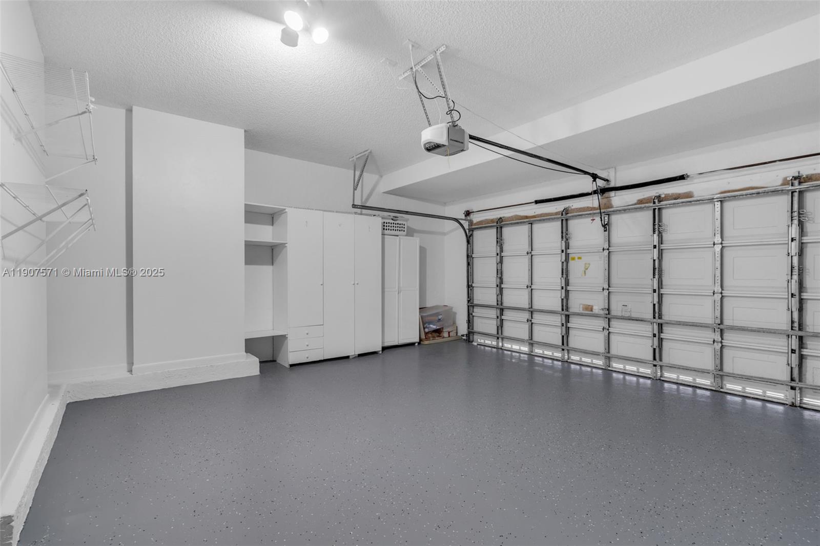 TOWNGATE - Residential