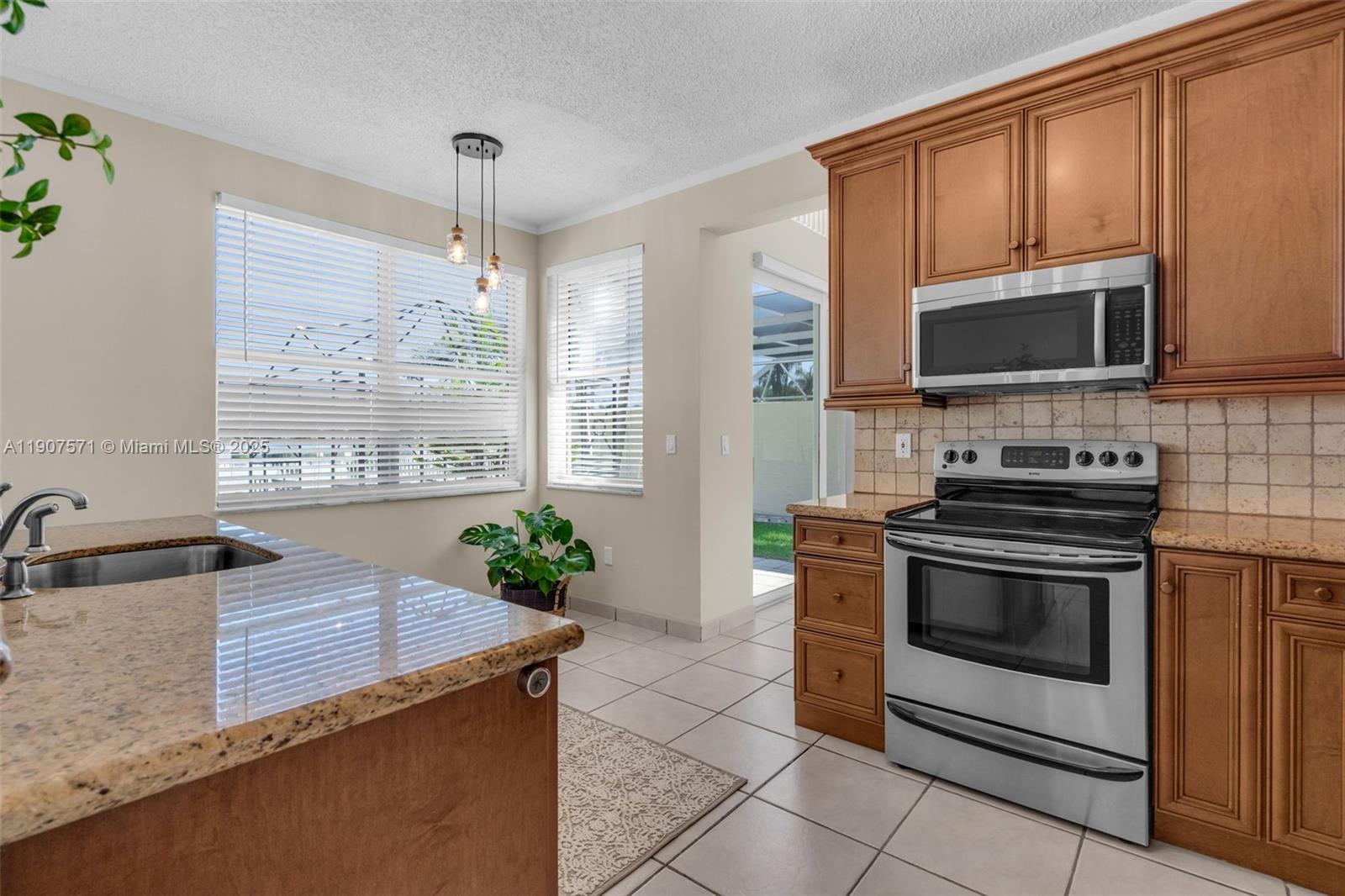 TOWNGATE - Residential