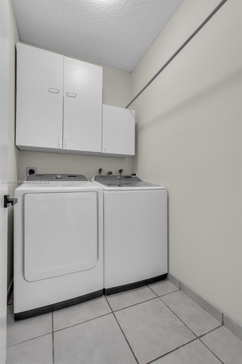 TOWNGATE - Residential