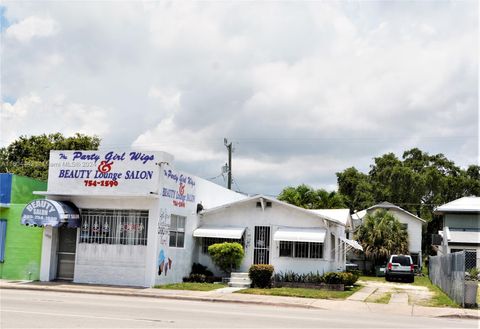 1079 NW 54th St Miami FL 33127