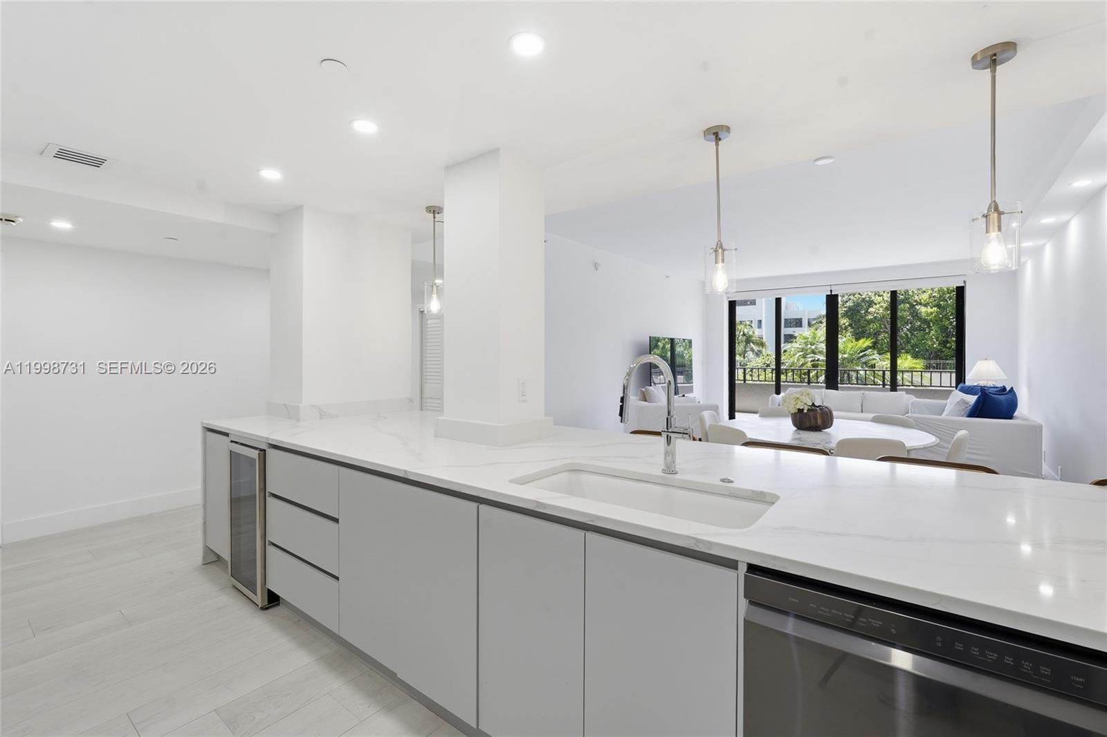 251 Crandon Blvd 202