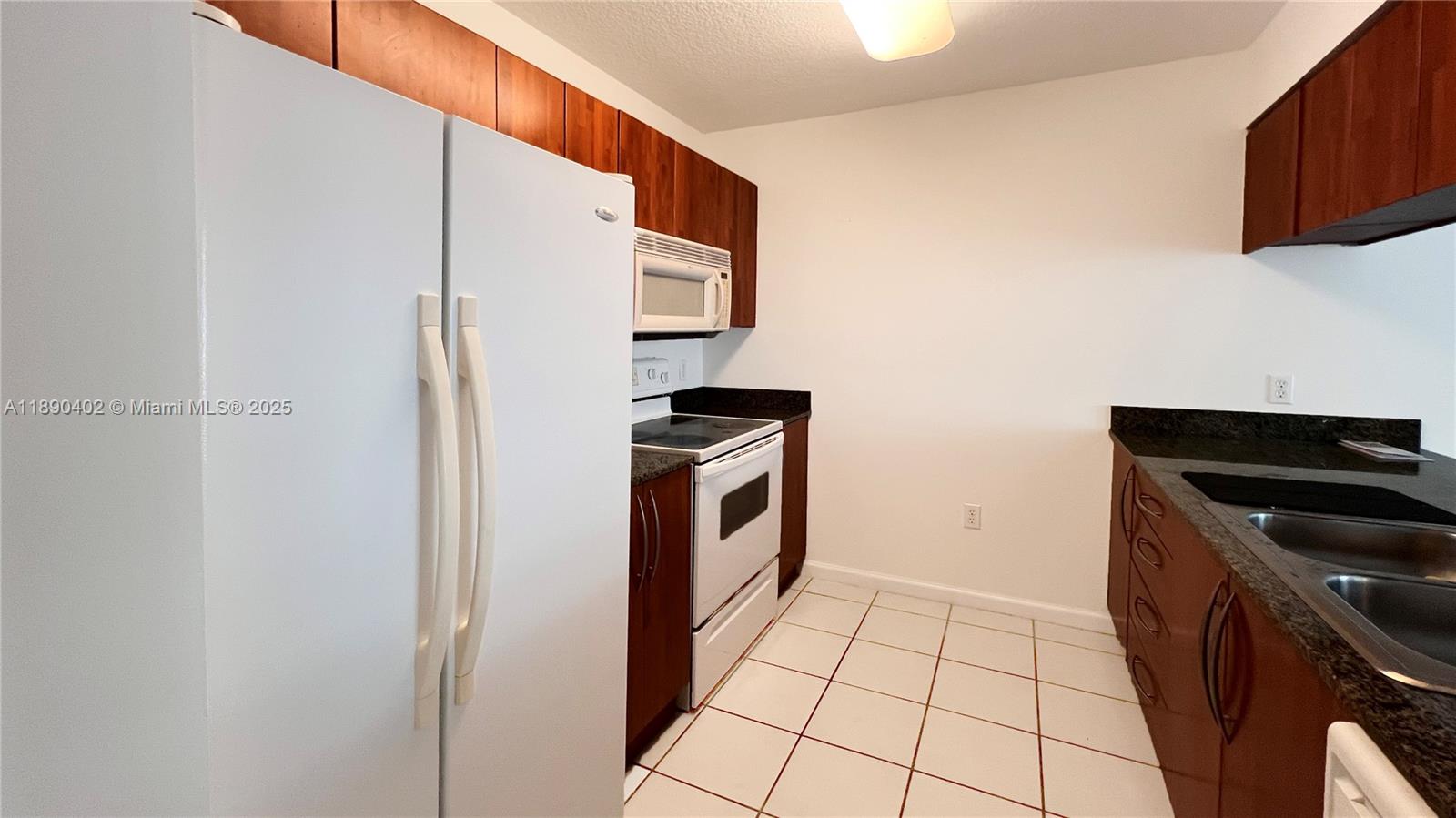 1200 Brickell Bay Dr 2814