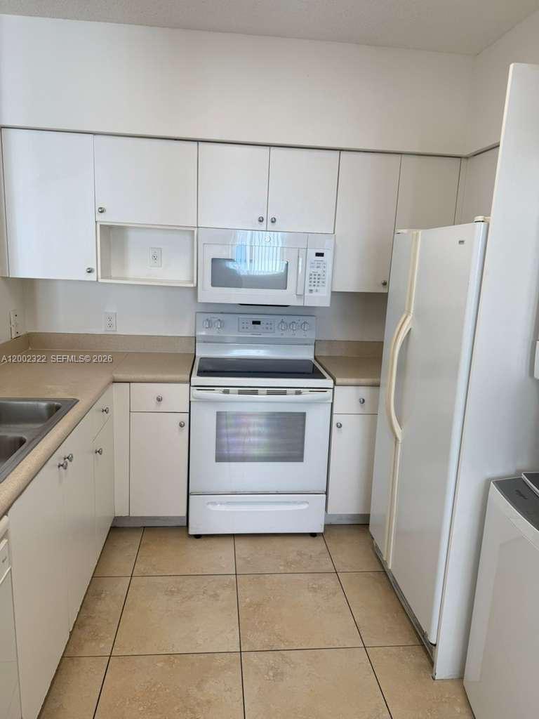 BLUE LAGOON CONDO - Residential Lease