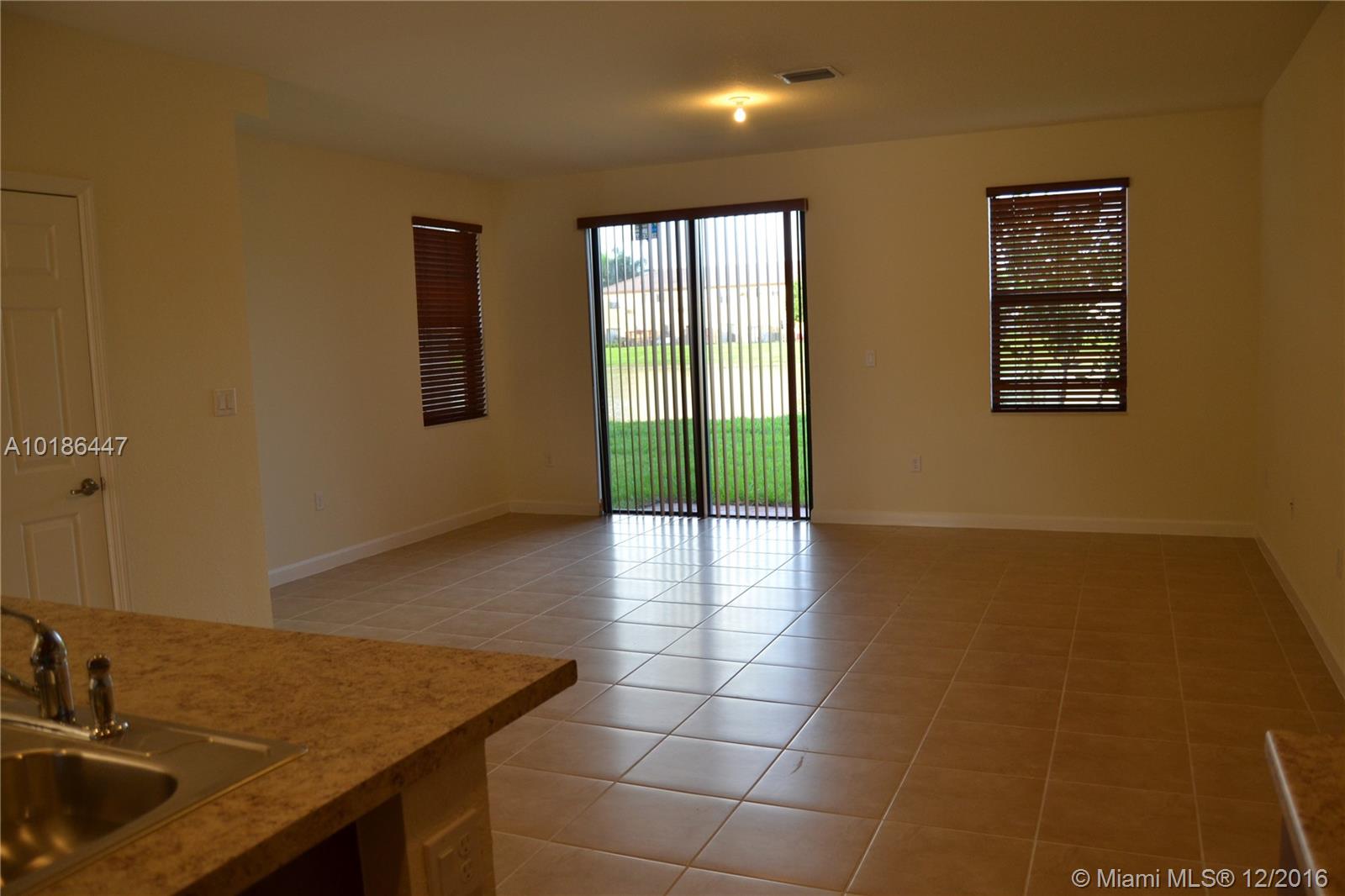 Vineyards-Sierra - Residential Lease