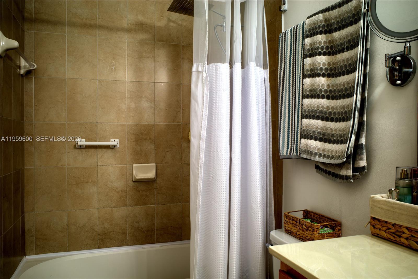 BELLAGIO VILLAS - Residential