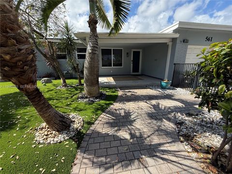 561 SE 3rd Ter Pompano Beach FL 33060