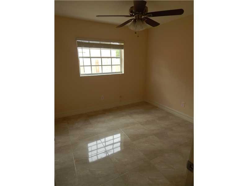 DEVON-AIRE ESTS SEC 6 - Residential