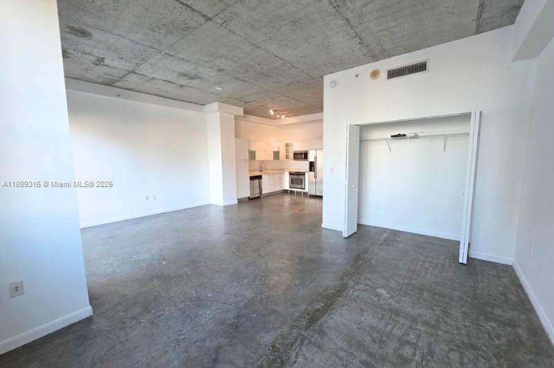 THE LOFT DOWNTOWN II CONDO - Residential