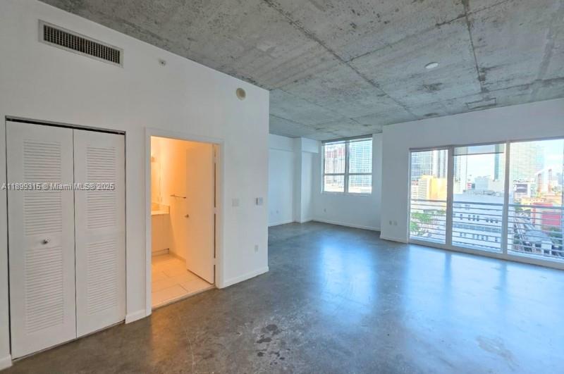 THE LOFT DOWNTOWN II CONDO - Residential