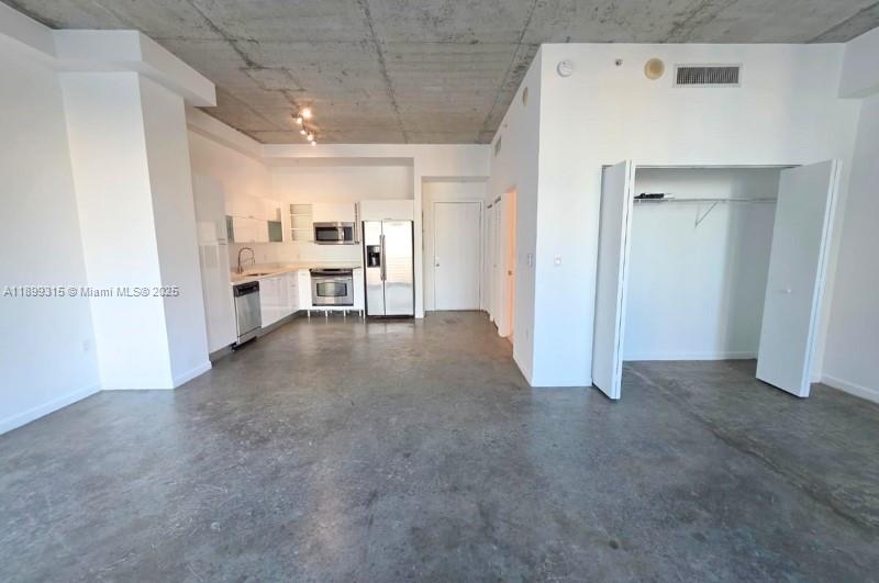 THE LOFT DOWNTOWN II CONDO - Residential