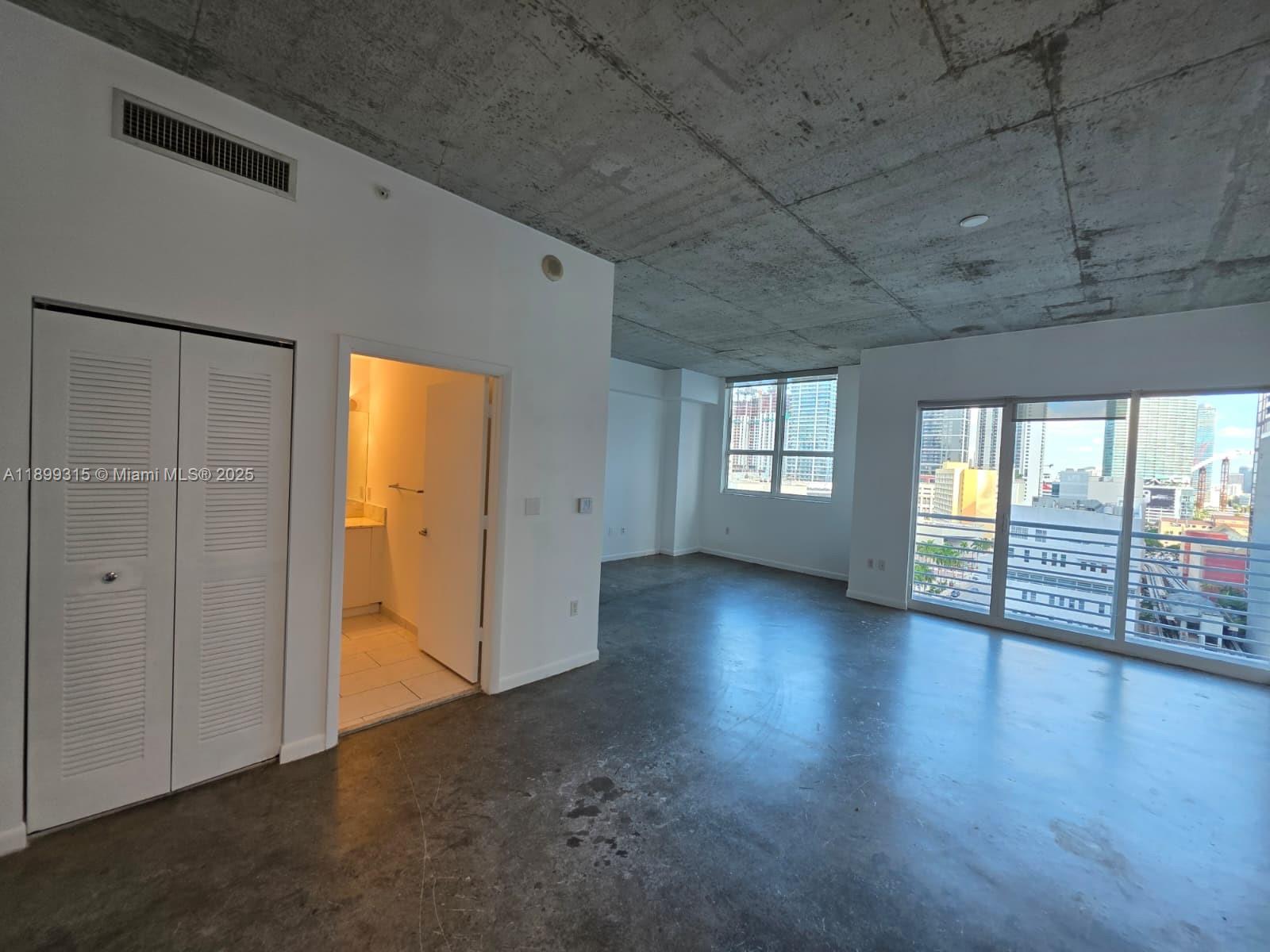 133 NE 2nd Ave 1209