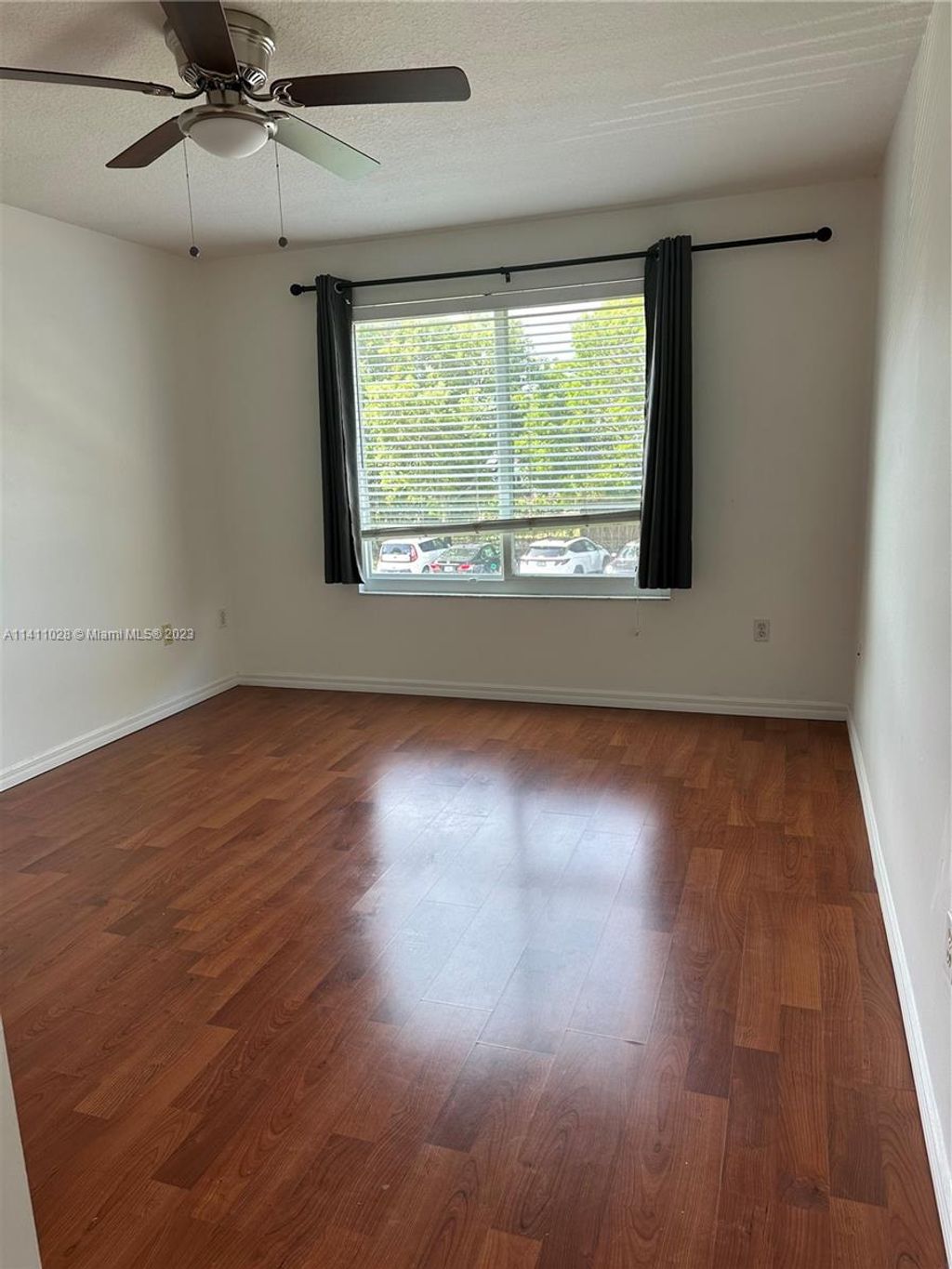 Photo of 911 Villa Cir #911, Boynton Beach, FL 33435 (MLS # A11411028)