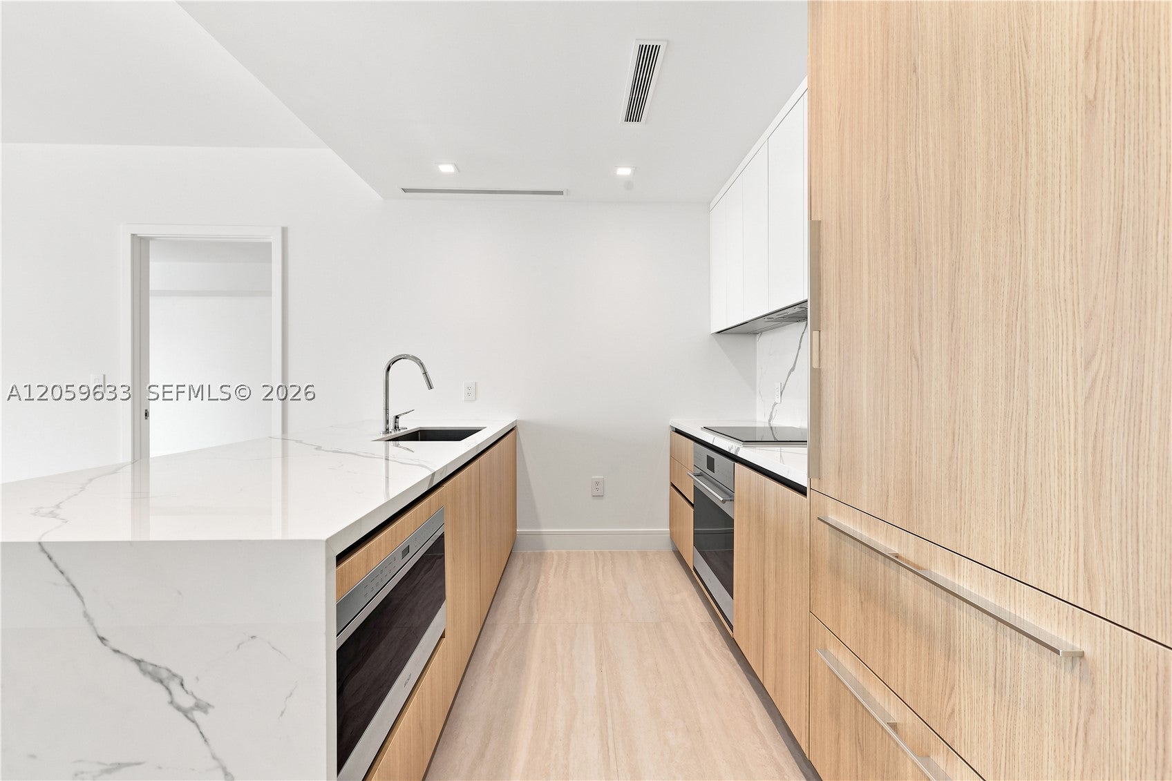 2411 Laguna Circle 209