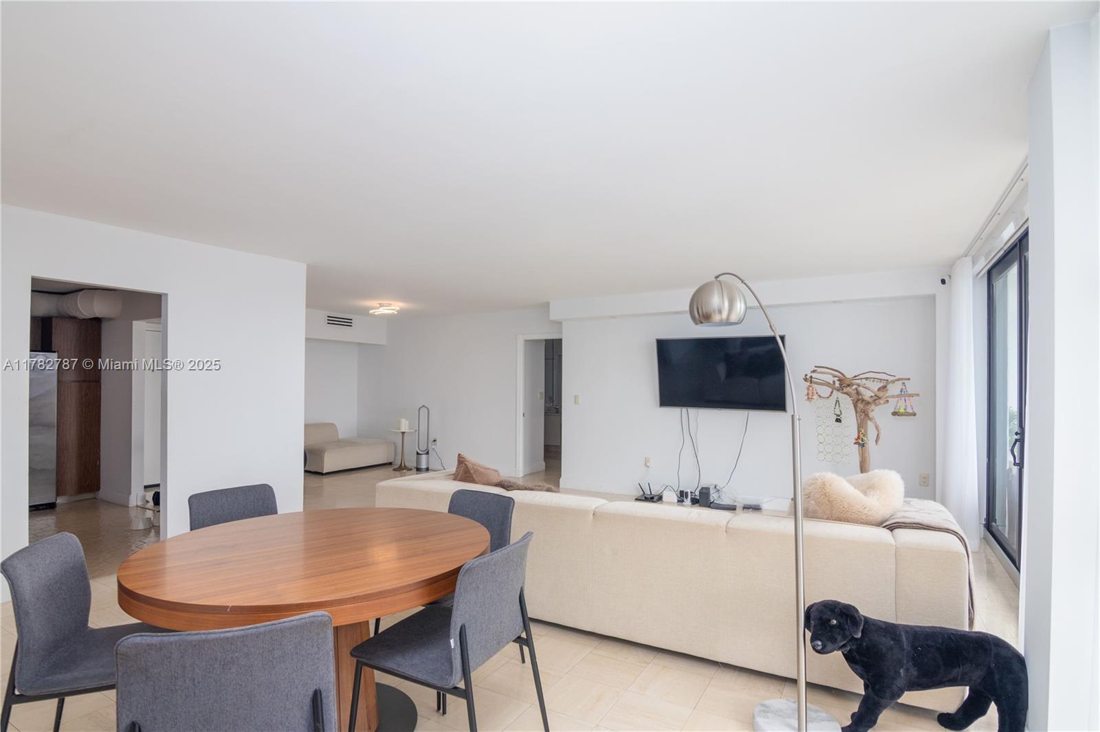 FLAMENCO CONDO-TOWER I - Residential
