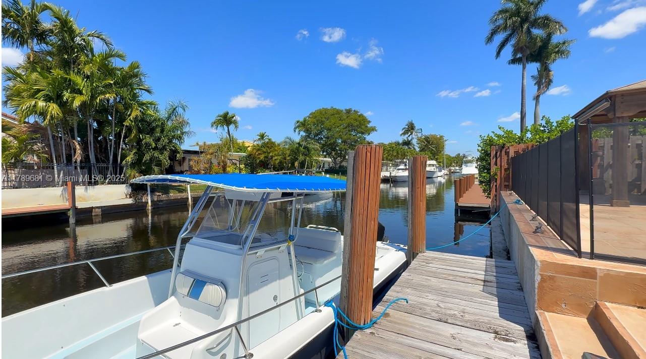 LAUDERDALE ISLES NO 2-BLK - Residential