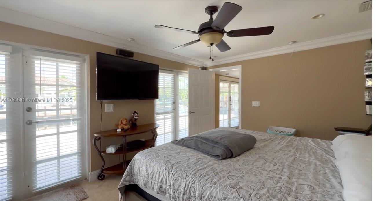 LAUDERDALE ISLES NO 2-BLK - Residential