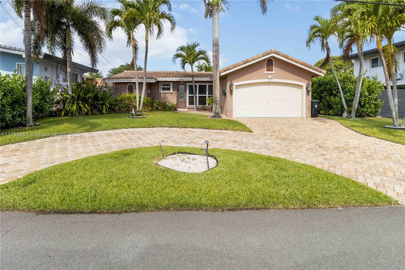 2543 Marathon Ln