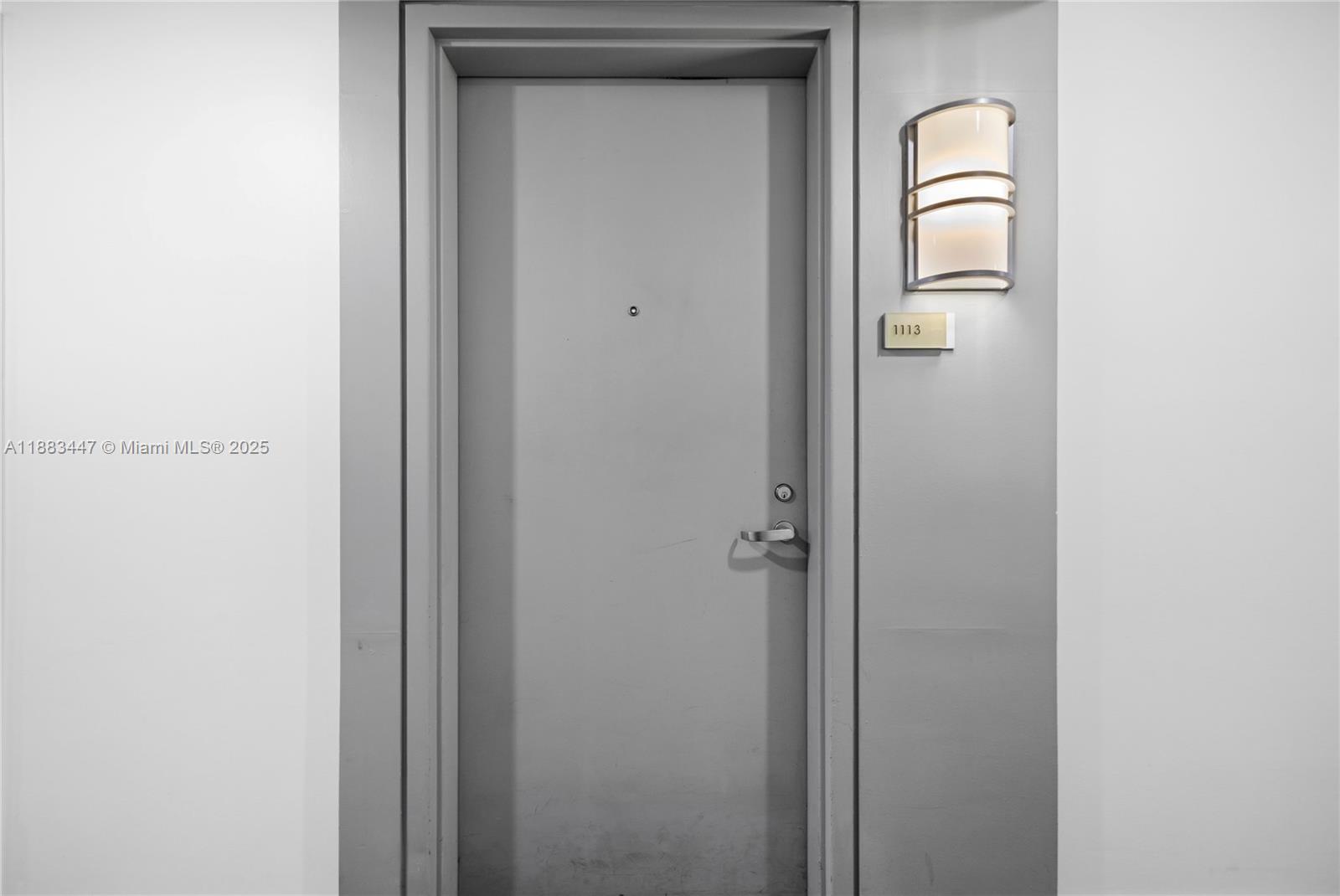 MIDBLOCK MIAMI CONDO - Residential Lease