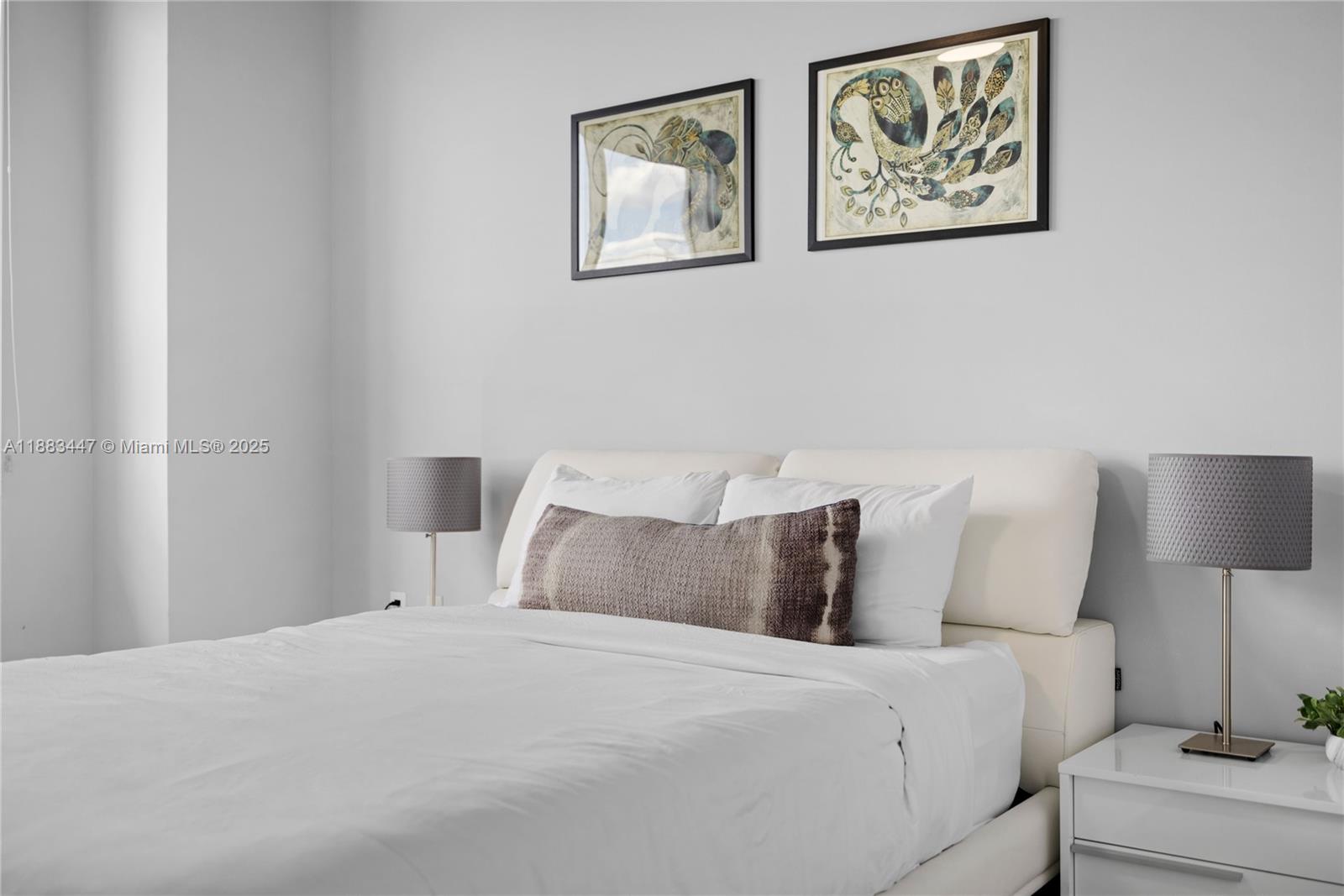 MIDBLOCK MIAMI CONDO - Residential Lease
