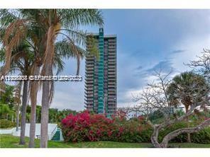 780 NE 69th St 1406