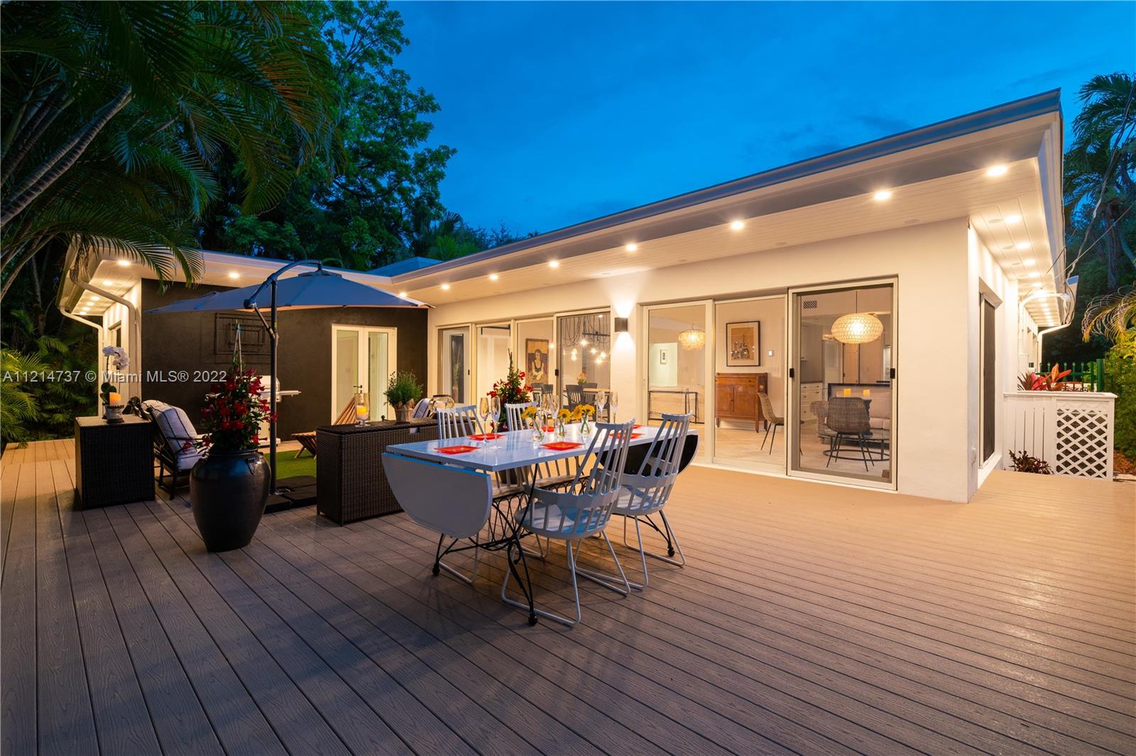 PINECREST MANOR - Residential