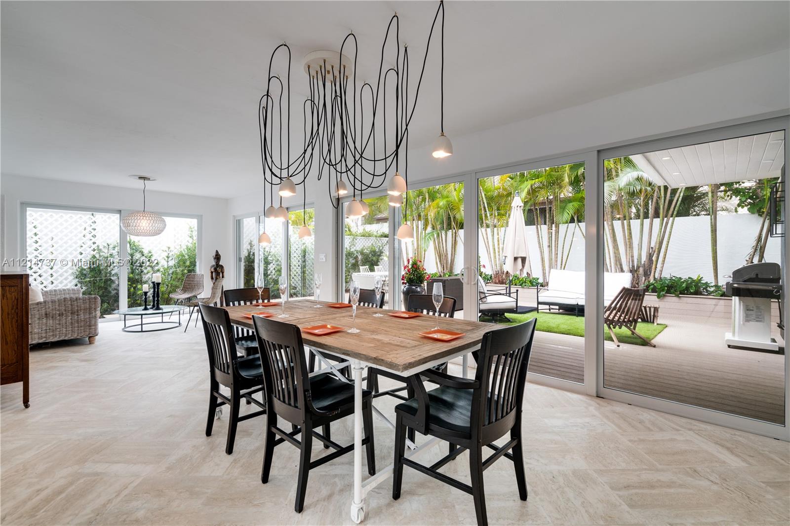 PINECREST MANOR - Residential