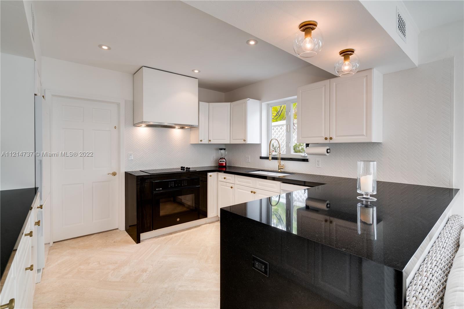 PINECREST MANOR - Residential