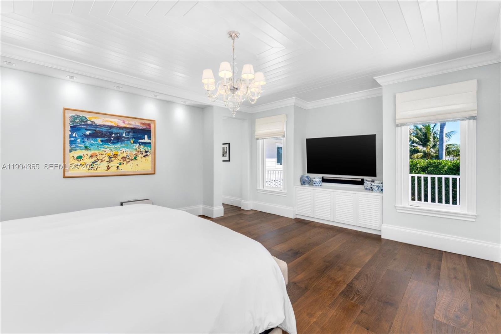 SUNSET ISLANDS-ISLAND NO - Residential