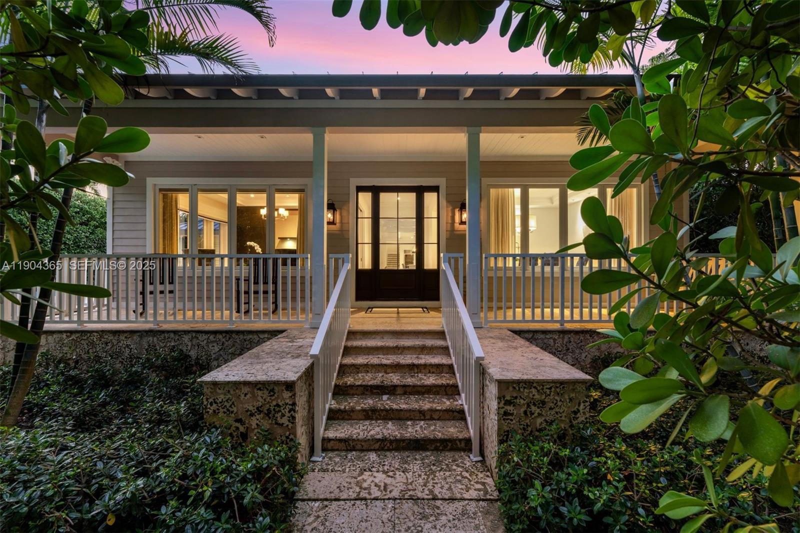 SUNSET ISLANDS-ISLAND NO - Residential