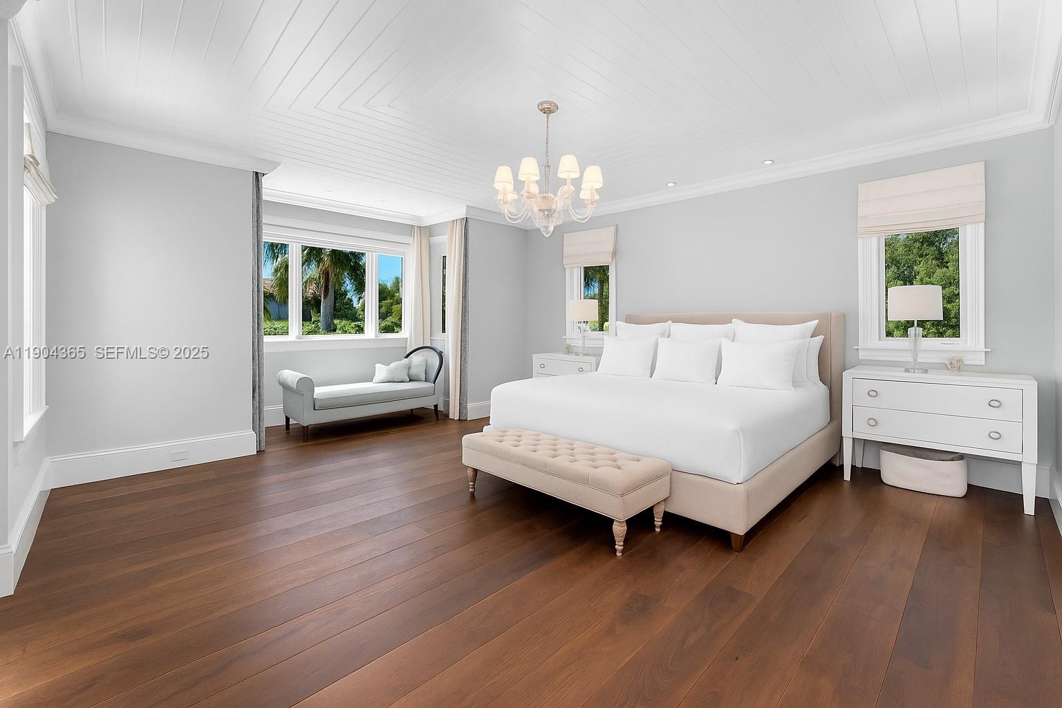 SUNSET ISLANDS-ISLAND NO - Residential