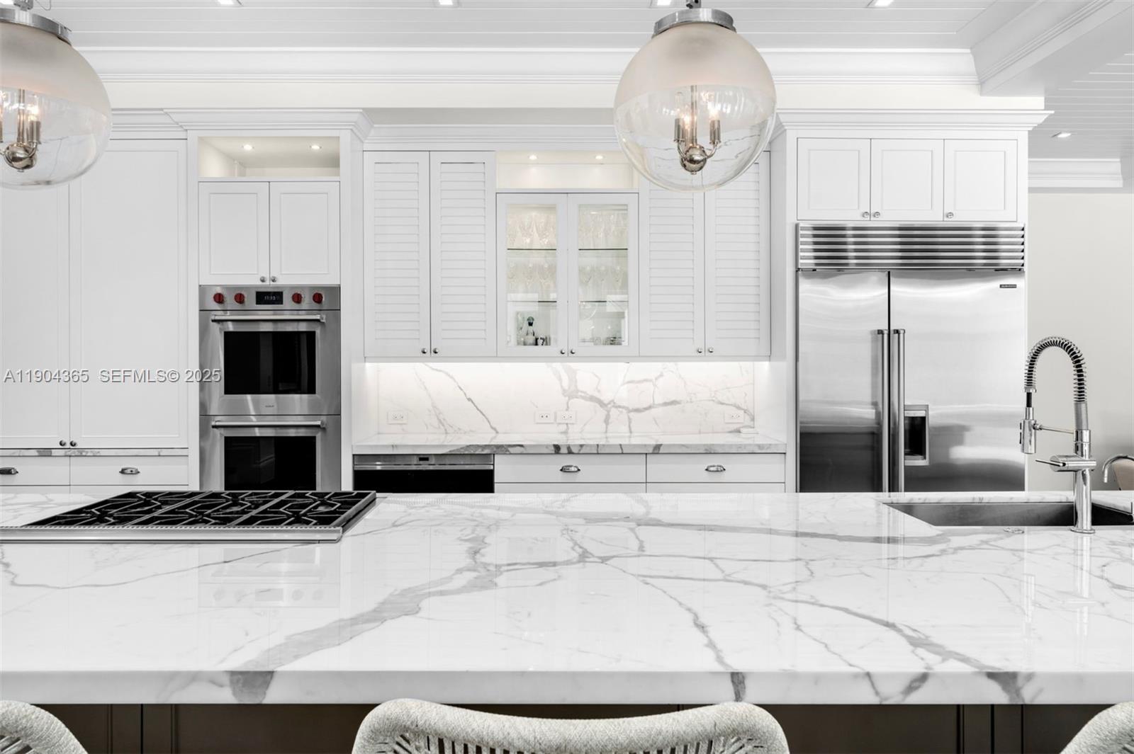 SUNSET ISLANDS-ISLAND NO - Residential